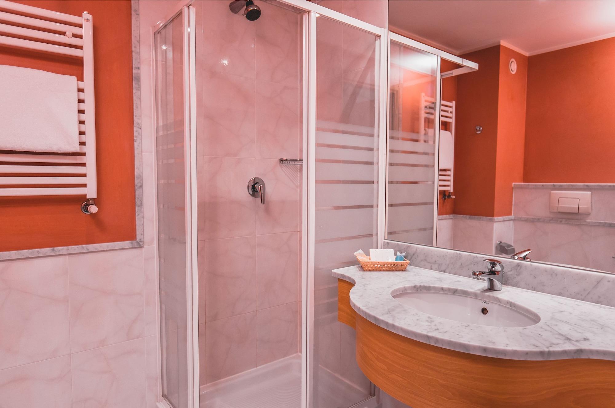 Ome La Fonte Hotel מראה חיצוני תמונה