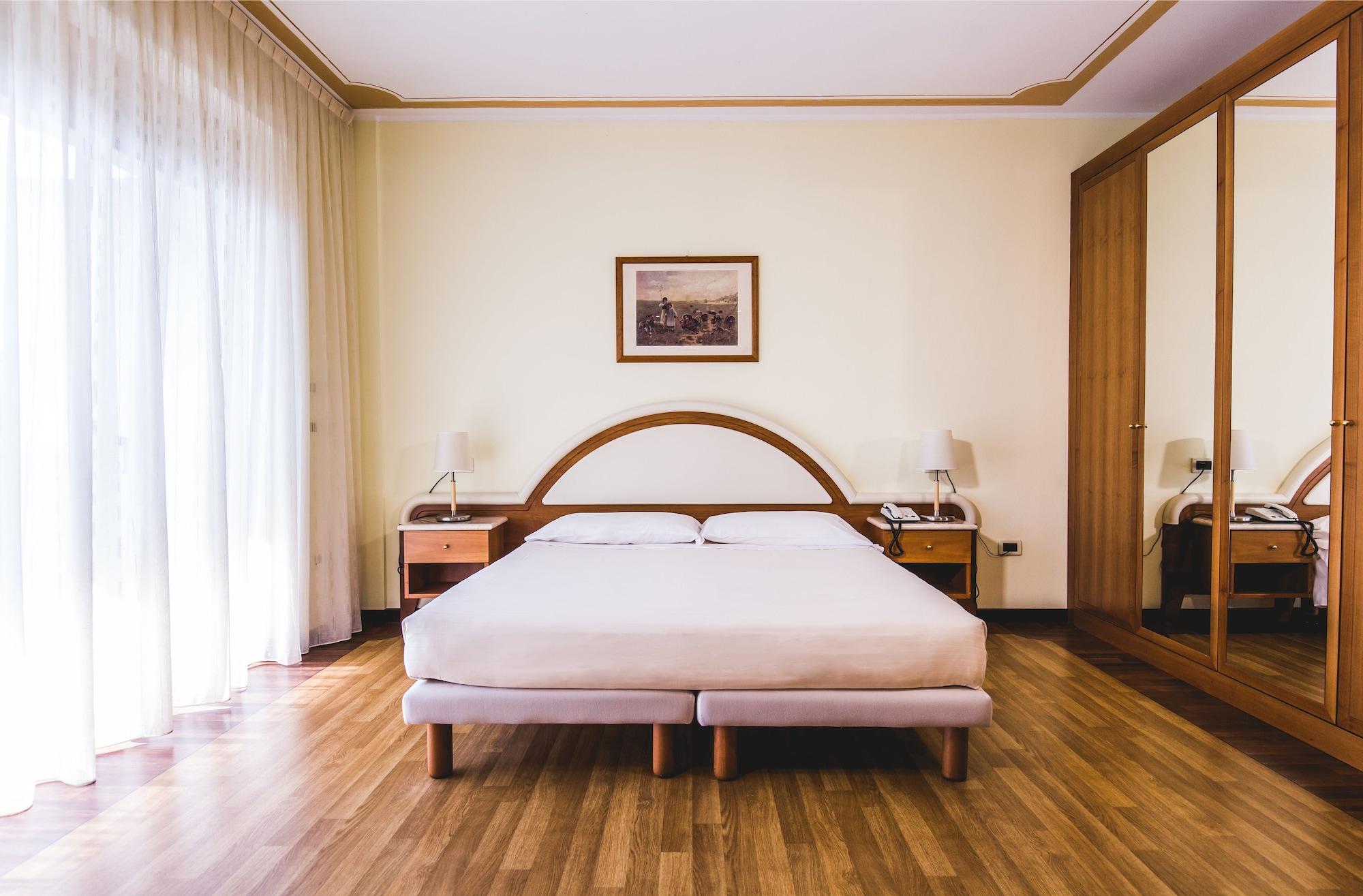Ome La Fonte Hotel מראה חיצוני תמונה